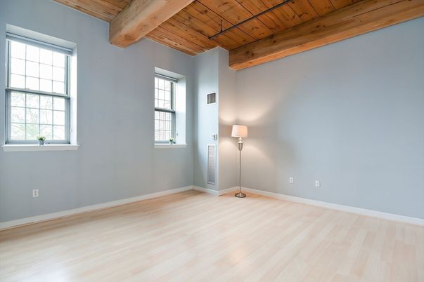 Empty room, Interior, Wooden Beams, Wooden Ceilings, Wood Texture Flooring