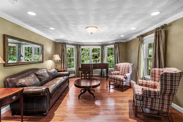 Interior, Living room, Piano, Recessed Lighting, Wood Texture Flooring