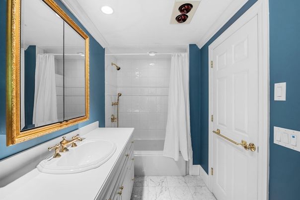 Bathroom, Interior, Marble, Recessed Lighting
