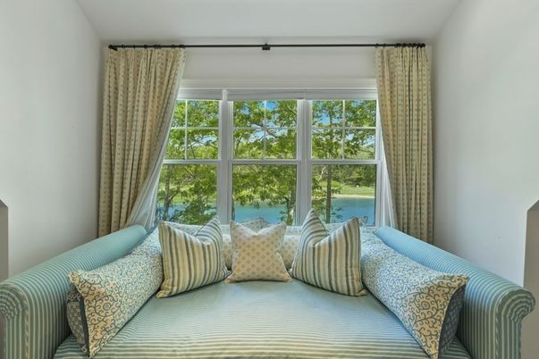 Bedroom, Interior, Water