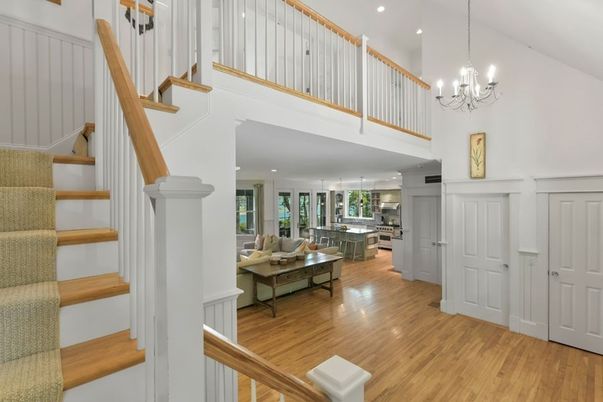 Chandelier, Interior, Living room, Recessed Lighting, Wood Texture Flooring