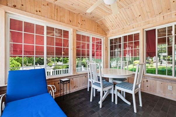 Dining room, Interior, Sun Room, Wooden Ceilings, Wooden Walls