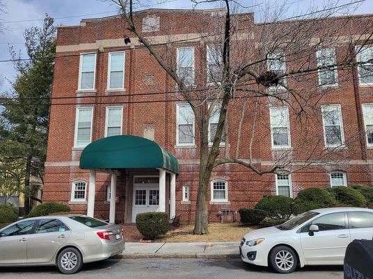 Exterior, Facade, Brick Facade, Rowhouse