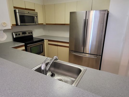 Interior, Kitchen, Stainless Steel Appliances