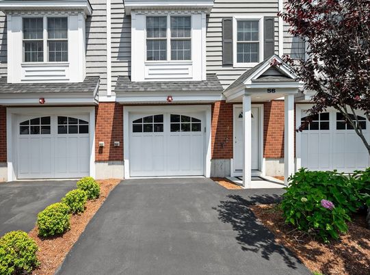 Attached, Exterior, Facade, Brick Facade, Rowhouse