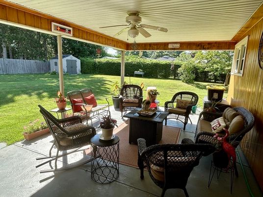 Backyard, Exterior