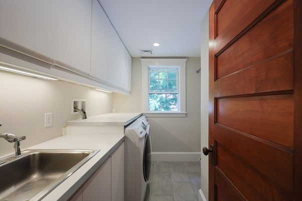 Interior, Recessed Lighting, Washer