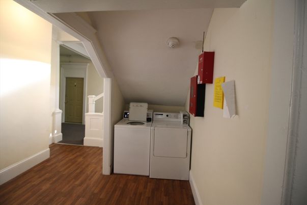 Interior, Utility Closets, Washer, Wood Texture Flooring