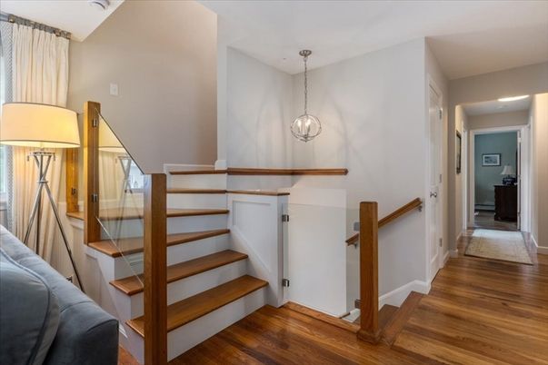 Interior, Pendant Lights, Wood Texture Flooring