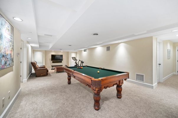 Fitness Equipment, Interior, Living room, Recessed Lighting
