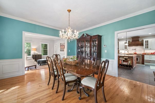 Chandelier, Dining room, Interior, Kitchen, Recessed Lighting, Wood Texture Flooring