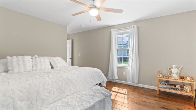 Bedroom, Interior, Wood Texture Flooring