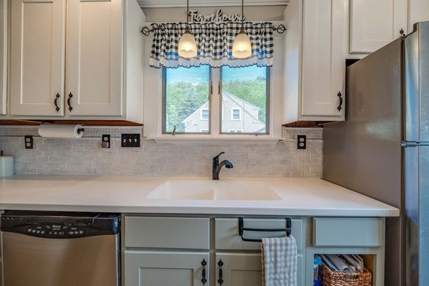Interior, Kitchen, Stainless Steel Appliances