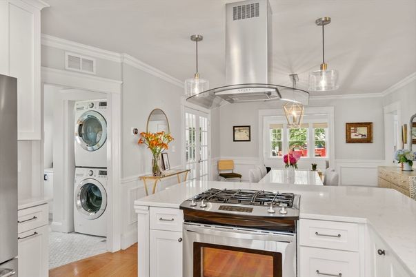 Interior, Kitchen, Pendant Lights, Utility Closets, Washer, Wood Texture Flooring