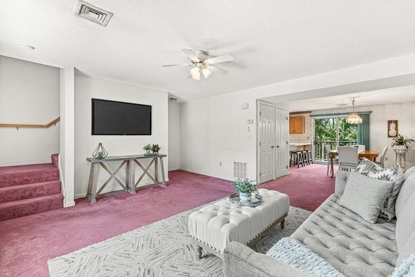 Dining room, Interior, Living room, Pendant Lights
