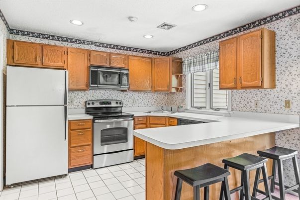 Interior, Kitchen, Recessed Lighting