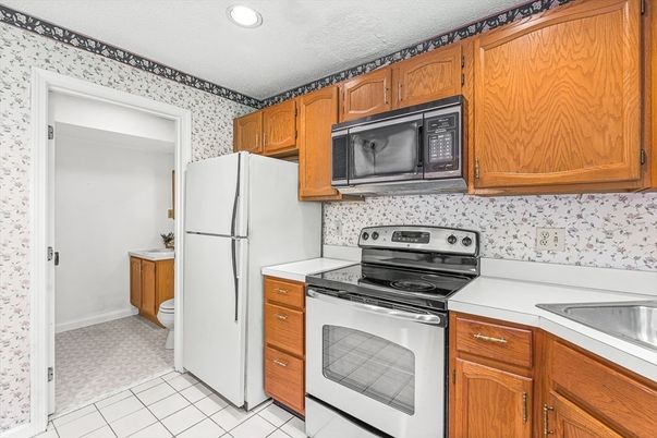 Interior, Kitchen, Recessed Lighting