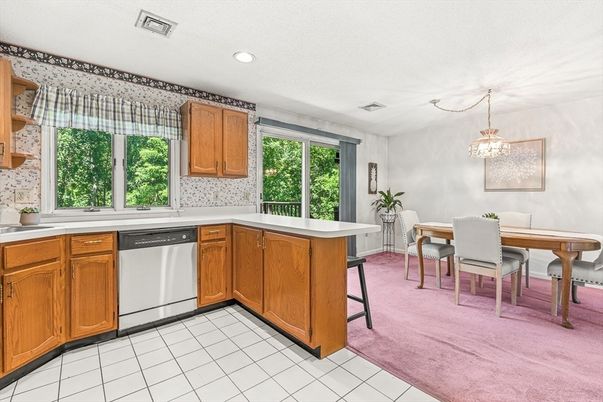 Dining room, Interior, Kitchen, Pendant Lights, Recessed Lighting