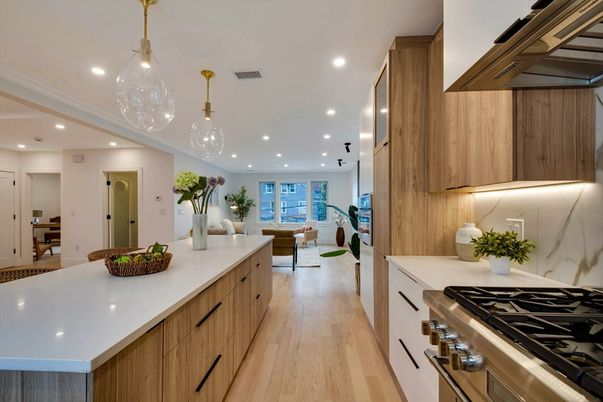 Dining room, Interior, Kitchen, Pendant Lights, Recessed Lighting, Wood Texture Flooring