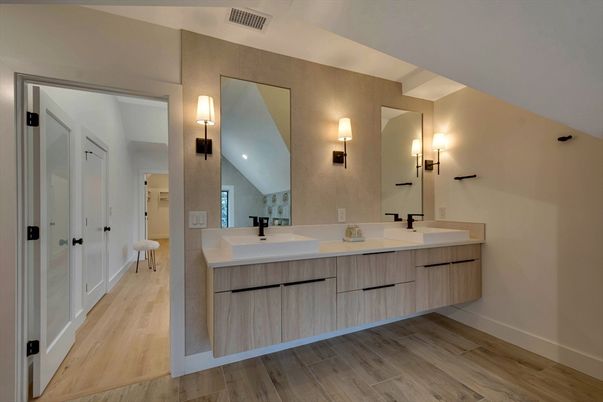 Bathroom, Dual Sink Vanities, Interior, Wood Texture Flooring