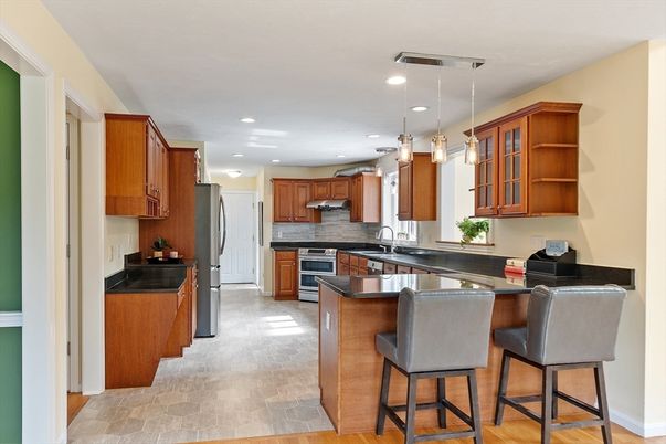 Interior, Kitchen, Pendant Lights, Recessed Lighting, Stainless Steel Appliances