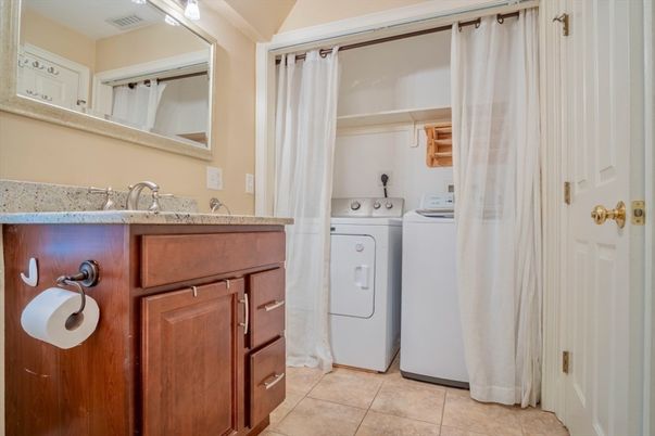 Interior, Washer