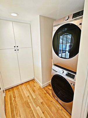 Interior, Recessed Lighting, Utility Closets, Washer, Wood Texture Flooring