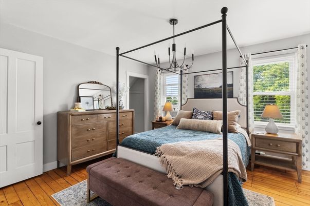 Bedroom, Interior, Pendant Lights, Wood Texture Flooring