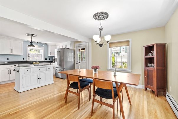 Dining room, Interior, Kitchen, Pendant Lights, Wood Texture Flooring