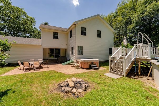 Backyard, Exterior, Hot Tub