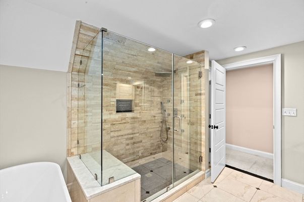 Bathroom, Free Standing Baths, Glass Shower, Interior, Recessed Lighting