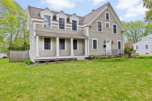 Backyard, Exterior, Facade, Farmhouse