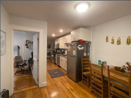 Dining room, Interior, Kitchen, Recessed Lighting, Wood Texture Flooring