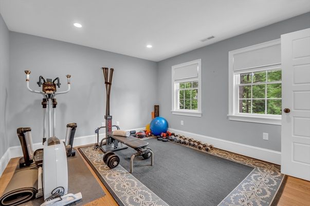 Fitness Equipment, Interior, Recessed Lighting, Wood Texture Flooring