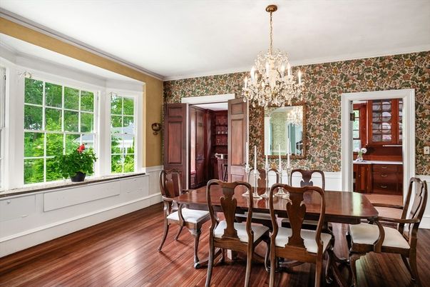 Chandelier, Dining room, Interior, Wood Texture Flooring