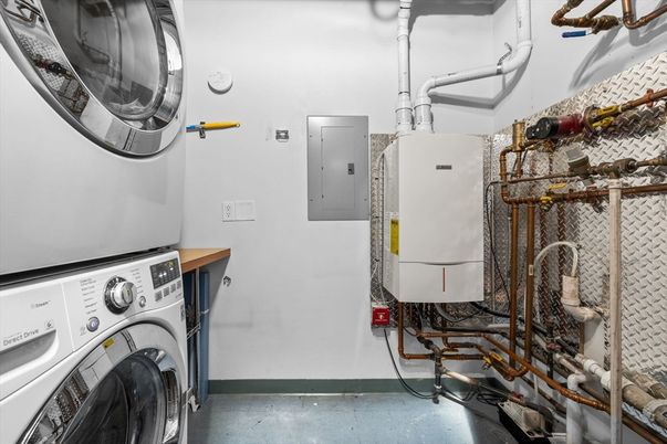 Interior, Washer