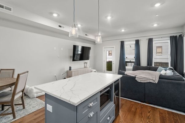 Dining room, Interior, Kitchen, Pendant Lights, Recessed Lighting, Wood Texture Flooring