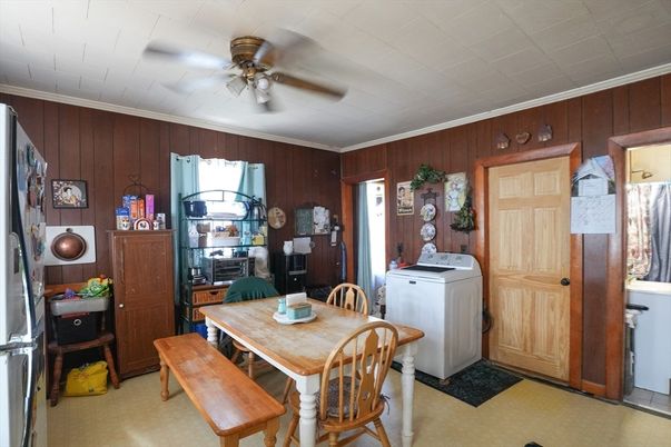 Dining room, Interior, Kitchen, Washer, Wooden Walls