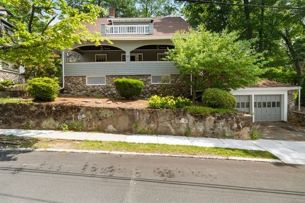 Attached, Detached Garage, Exterior, Facade, Georgian