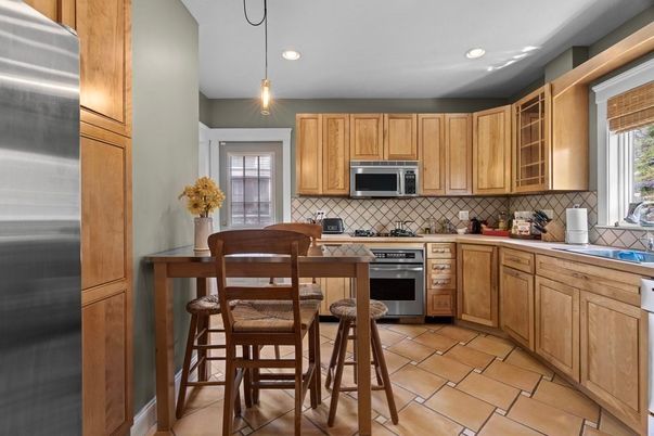 Interior, Kitchen, Pendant Lights, Recessed Lighting, Stainless Steel Appliances