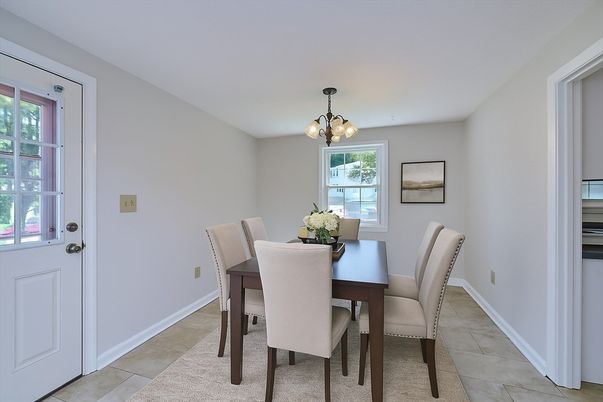 Chandelier, Dining room, Interior