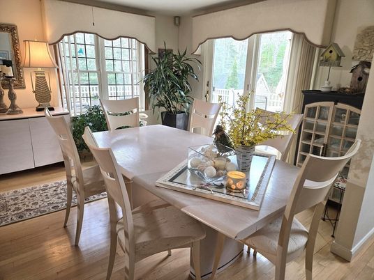Dining room, Interior, Wood Texture Flooring