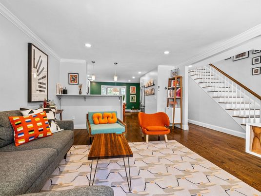 Interior, Living room, Pendant Lights, Recessed Lighting, Wood Texture Flooring