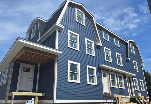 Exterior, Facade, Queen Anne Victorian
