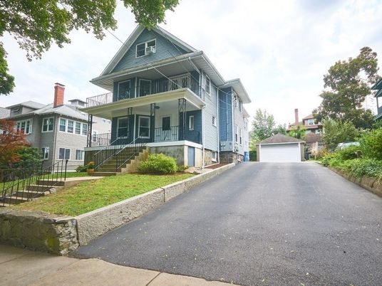 Detached Garage, Exterior, Facade, Queen Anne Victorian