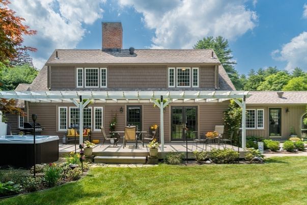 Exterior, Facade, Hot Tub, Cape Cod
