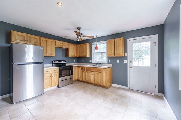 Interior, Kitchen, Recessed Lighting