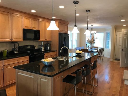 Dining room, Interior, Kitchen, Pendant Lights, Recessed Lighting, Wood Texture Flooring