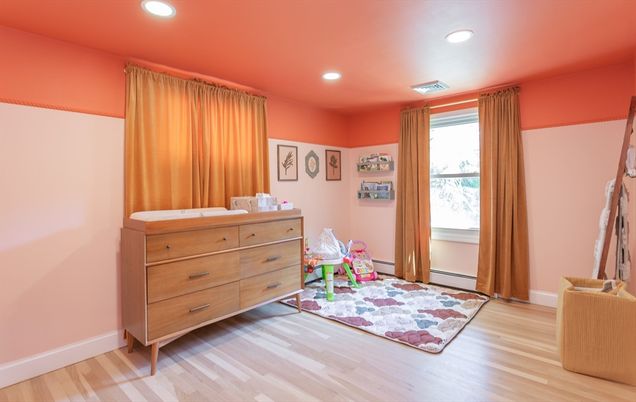 Interior, Recessed Lighting, Wood Texture Flooring