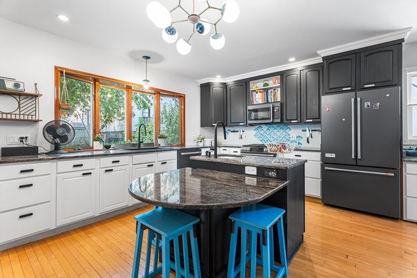 Interior, Kitchen, Pendant Lights, Recessed Lighting, Wood Texture Flooring
